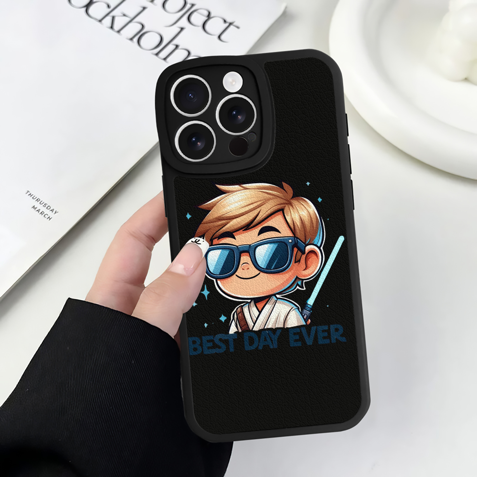（画像用） スター・ウォーズ Star Wars 【iPhone 16シリーズ対応】シリコンスマホケース（レザー調） 材質：シリコン